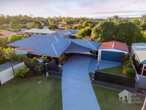 Own your Own Piece of Paradise in Quiet Cul-de-Sac – A Must See!!!