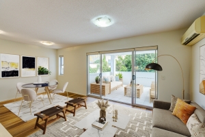 Stylish 2-Bedroom Apartment!! Ready to move in**Easy to love**Hard to beat**