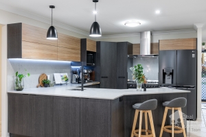 Own your Own Piece of Paradise in Quiet Cul-de-Sac!