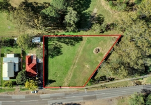 TWO TITLES, ONE EXCEPTIONAL OPPORTUNITY – APPROX. 1,928m² IN BUNDAMBA!