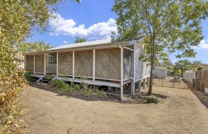 TRADIES, RENOVATORS & PROJECT SEEKERS — BRING YOUR TOOLS!